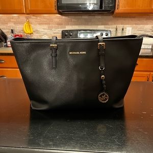 Black Michael Kors laptop tote bag